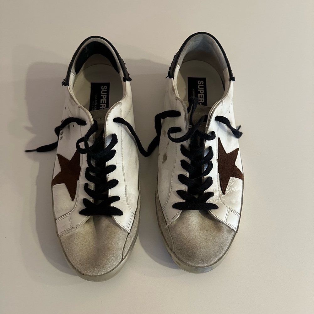 Golden Goose Superstar Sneaker - Picture 11 of 11